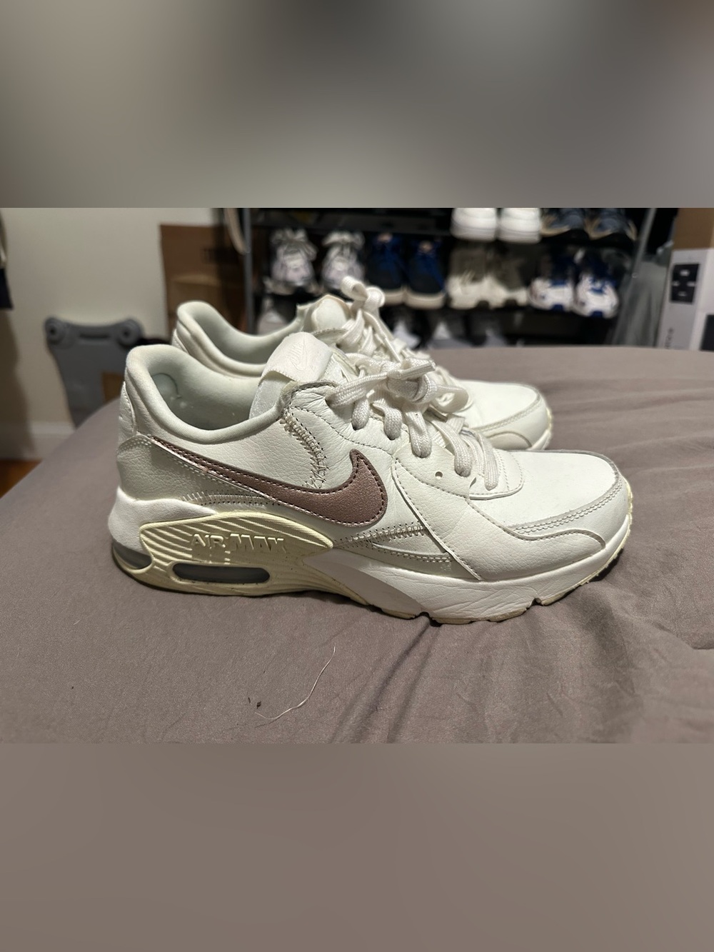 Nike Women's Sneakers in Cream/Light Brown Swoosh
